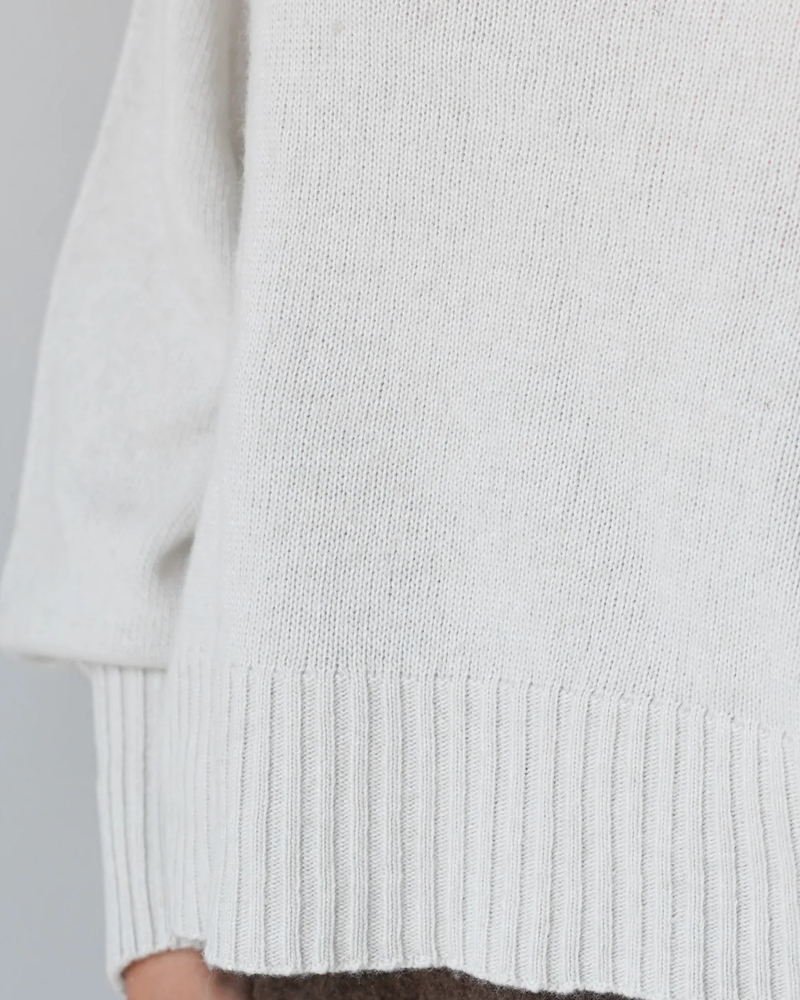 Lynn Turtleneck Sand-zoom-