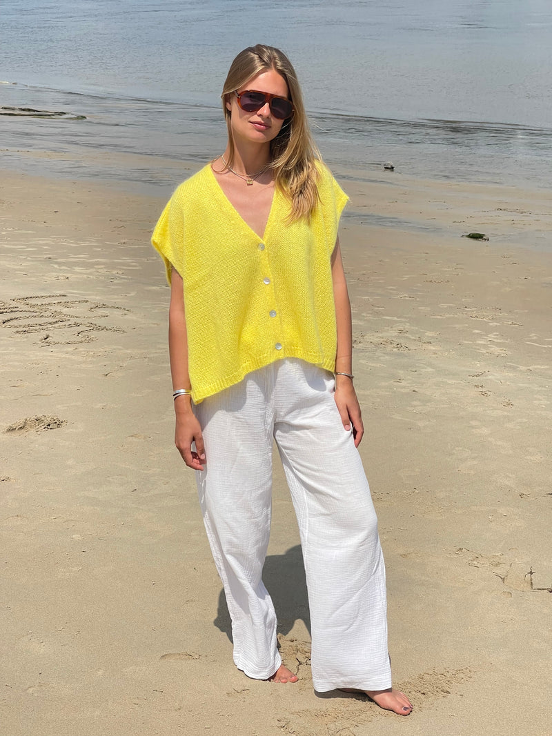 Elli Sleeveless V-Neck Yellow-zoom-