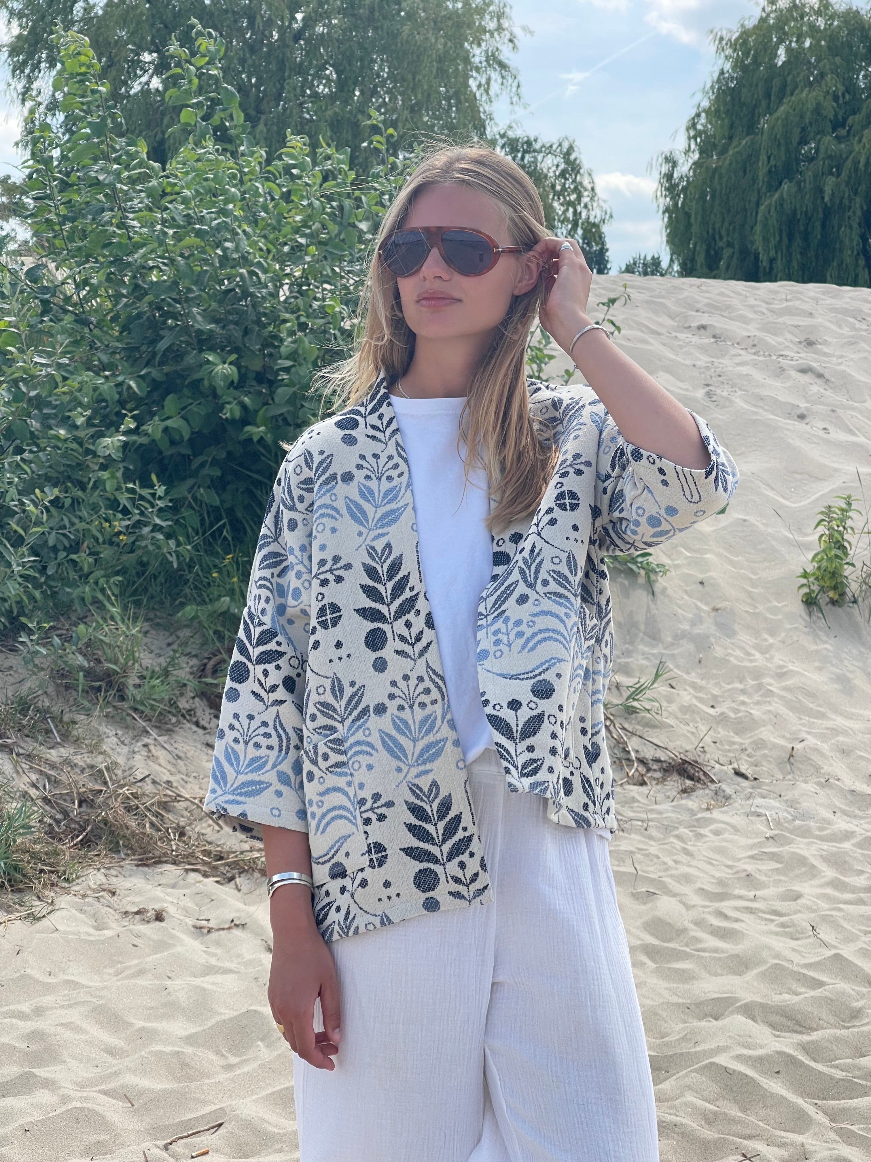 Lily Jacquard Kimono Blue-zoom-5