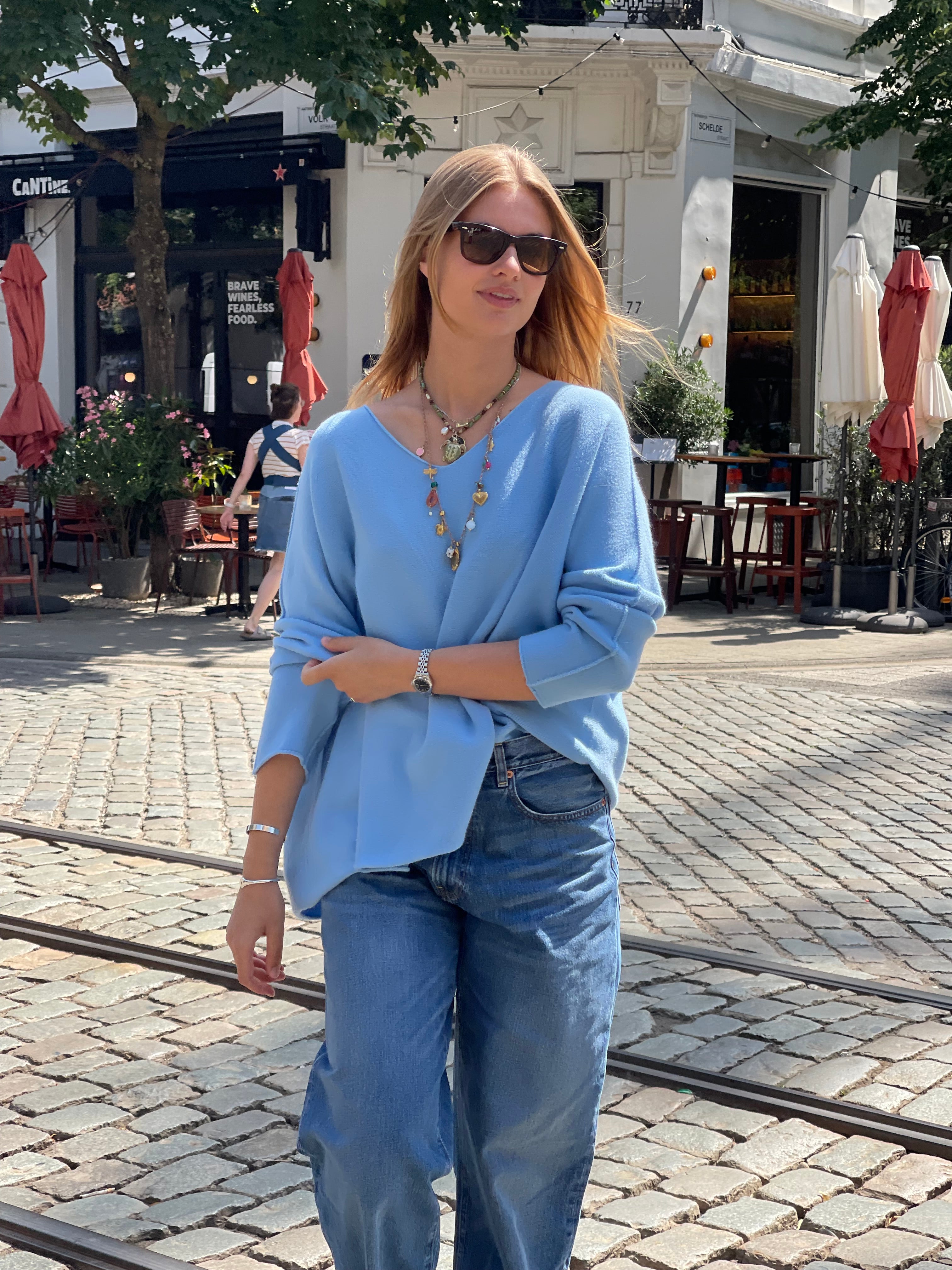 Laura V-Neck Pull Jeans