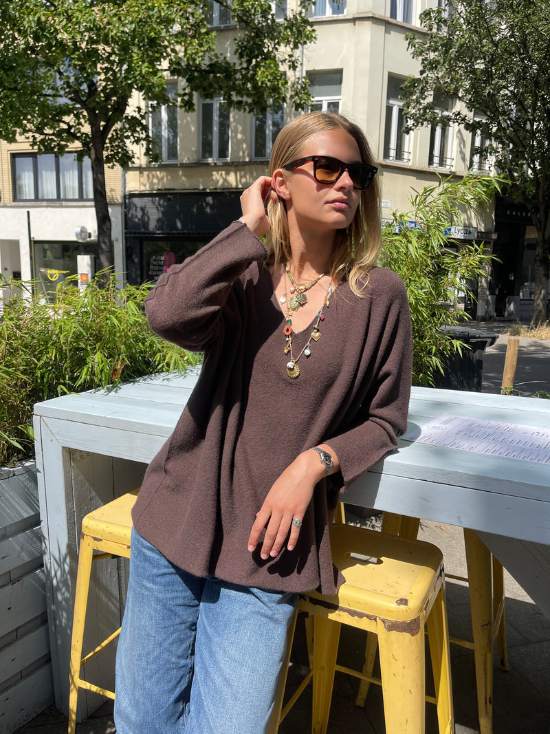 Laura V-Neck Pull Brown-zoom-