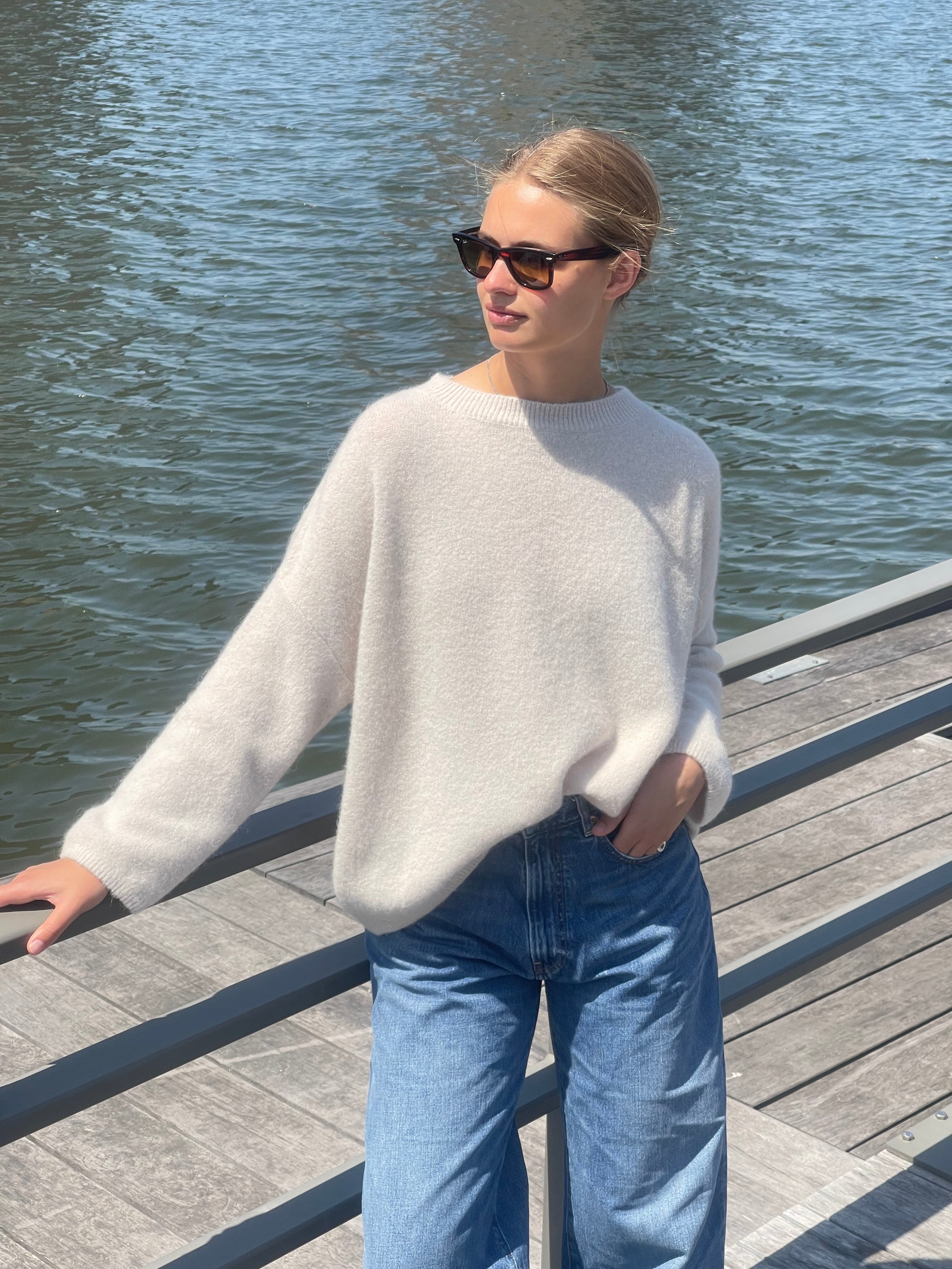 Caro Crew Neck Pullover Sand-zoom-6