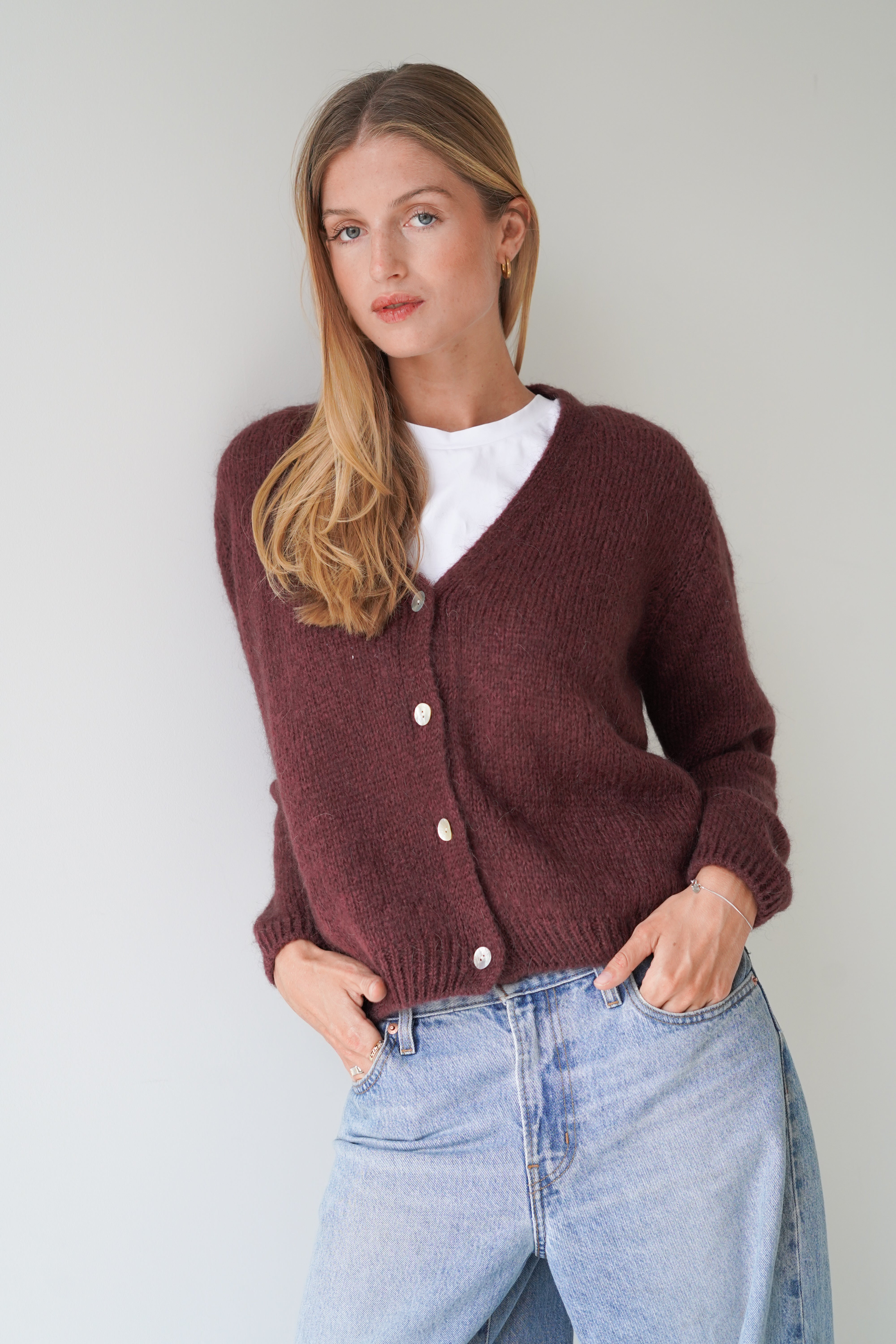 Vivian Cardigan V-Neck Chocolate-zoom-4