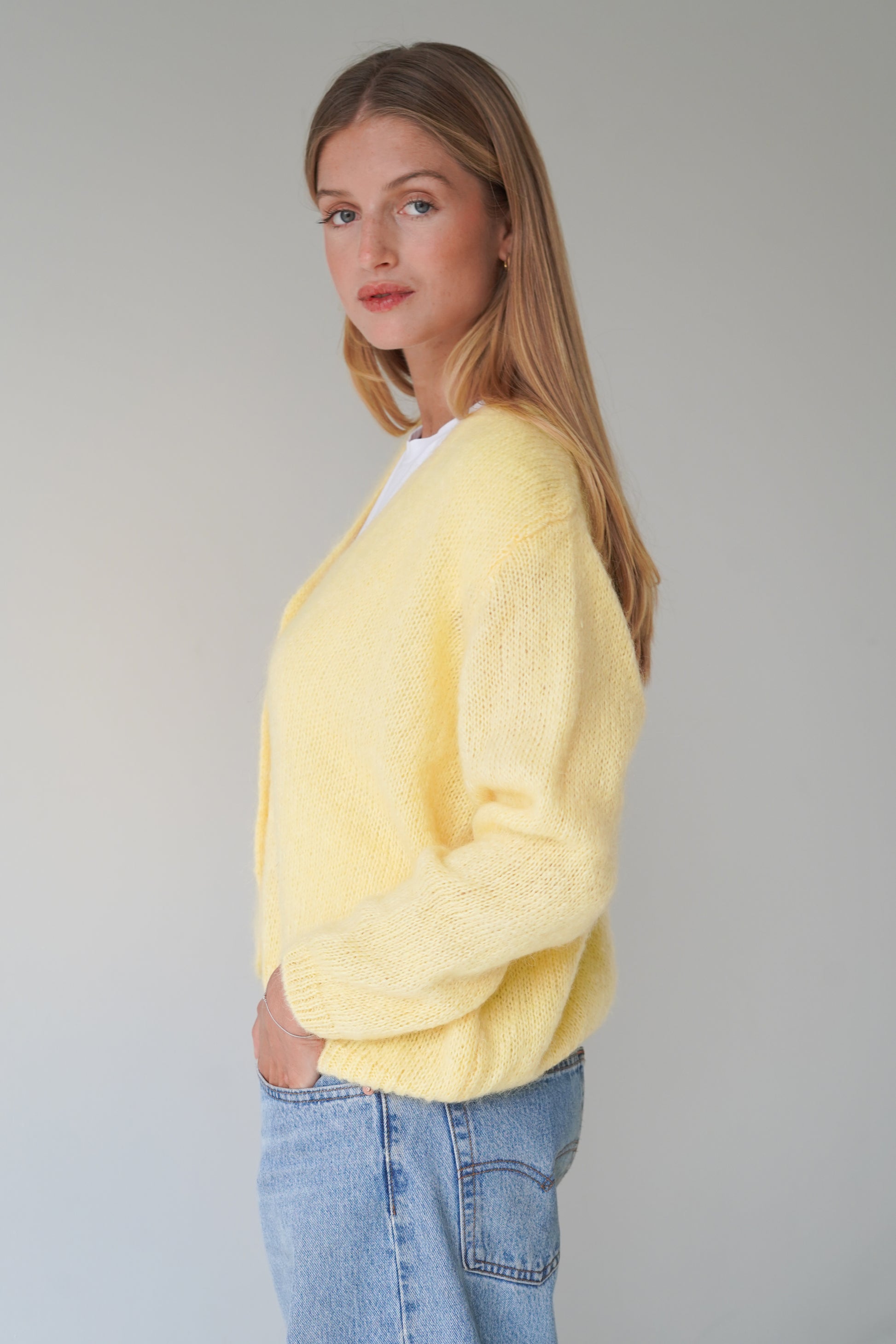 Vivian Cardigan V-Neck Yellow-4