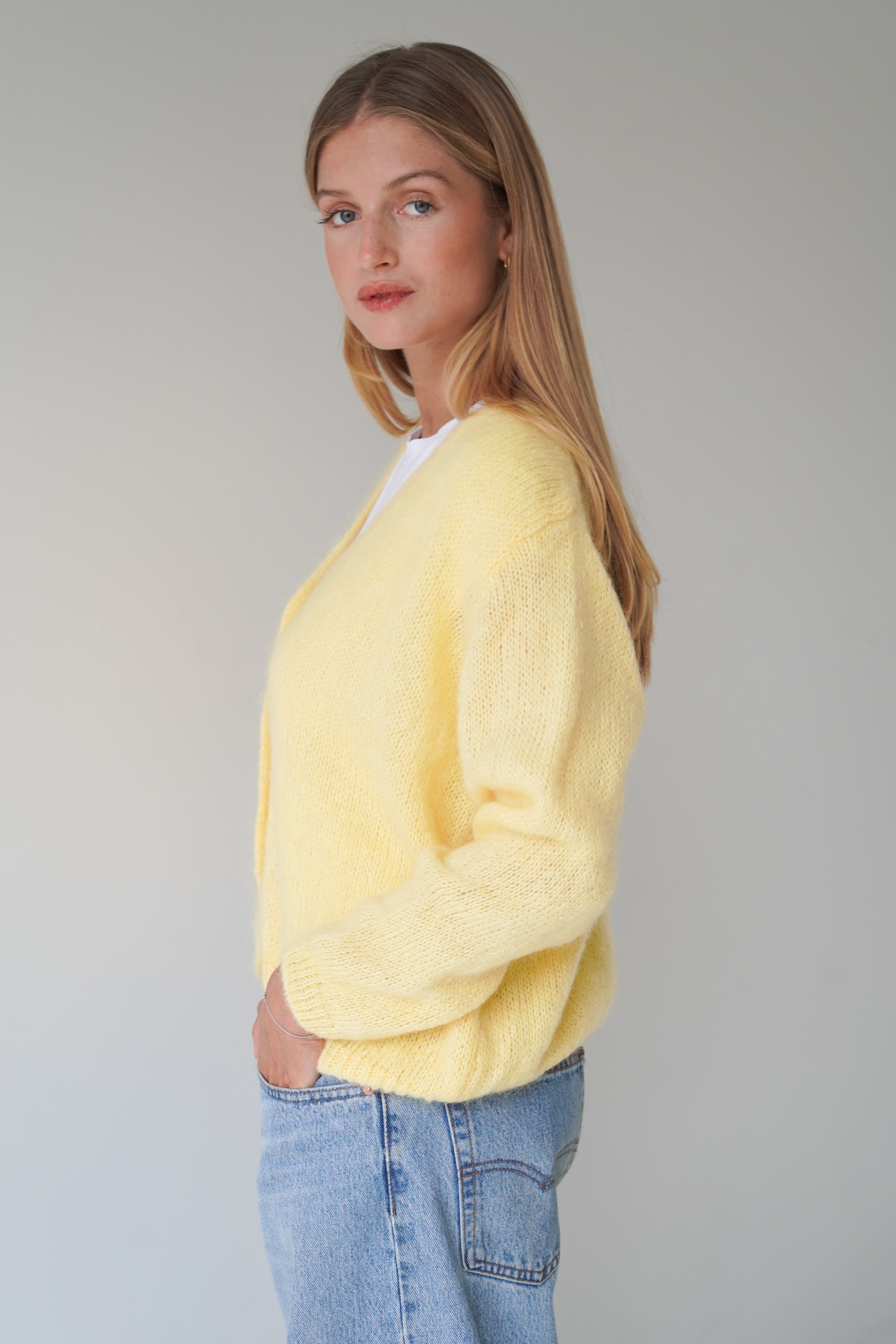 Vivian Cardigan V-Neck Yellow-zoom-4