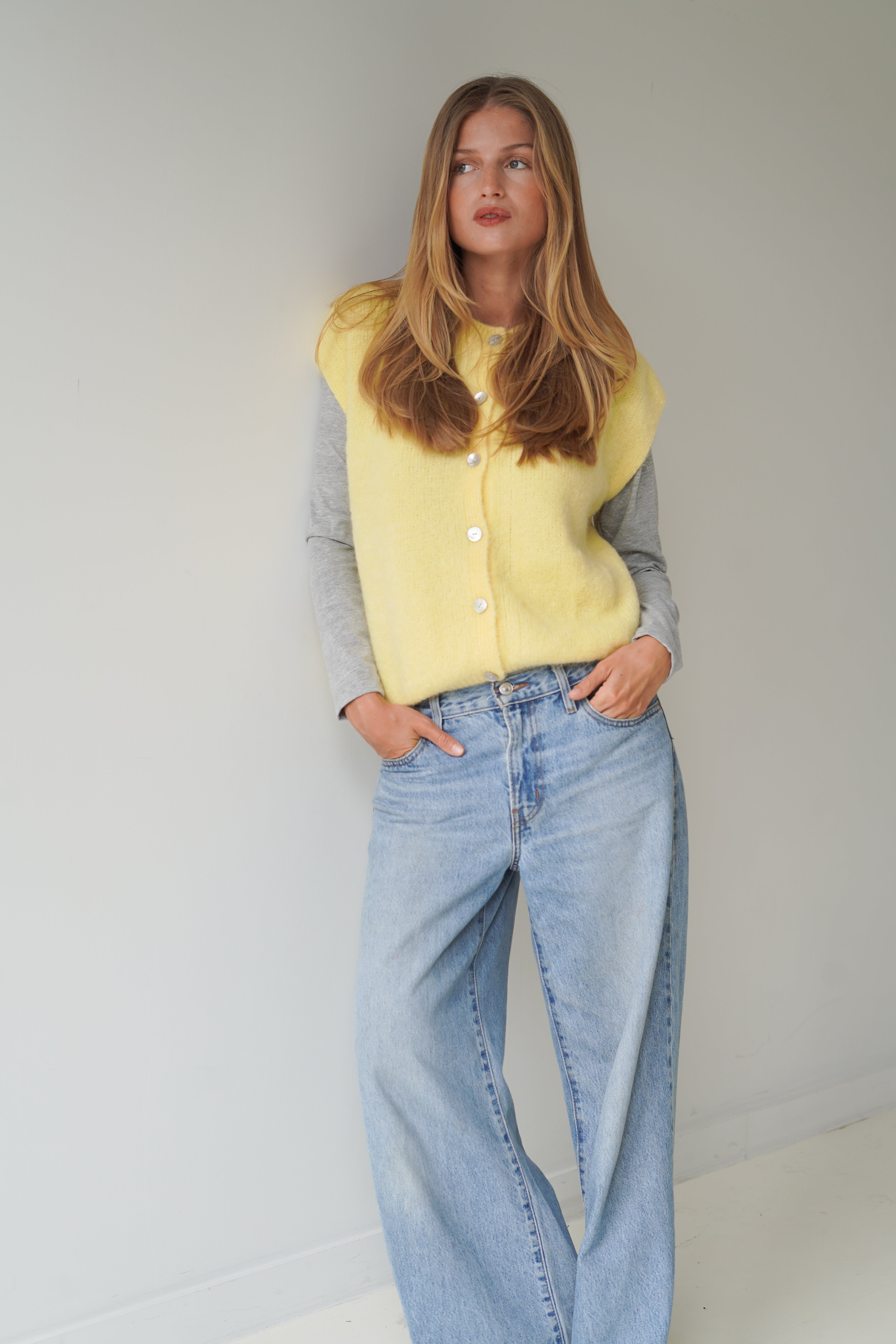 Bea Cardigan Sleeveless Yellow-zoom-3