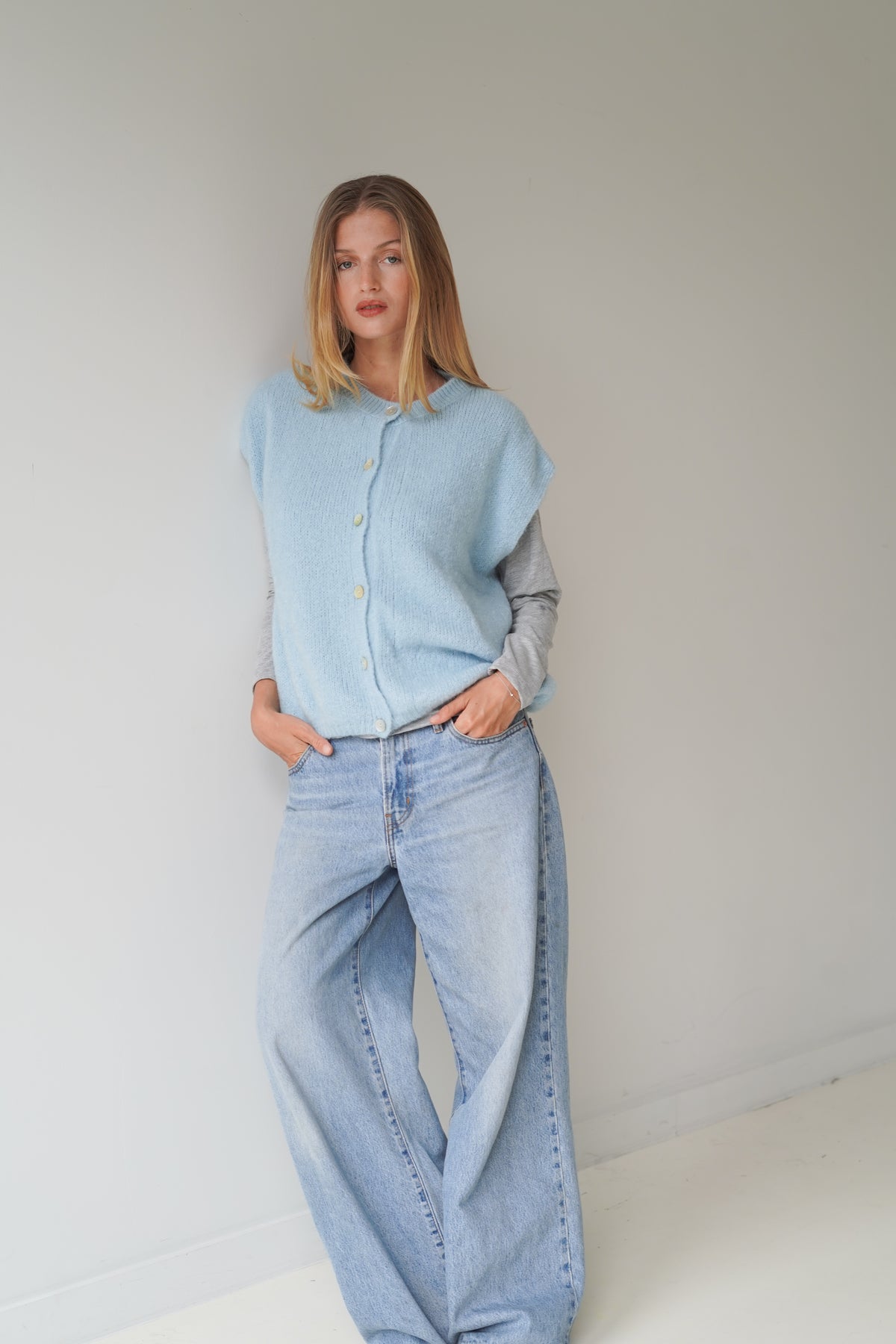 Bea Cardigan Sleeveless Pastel Blue