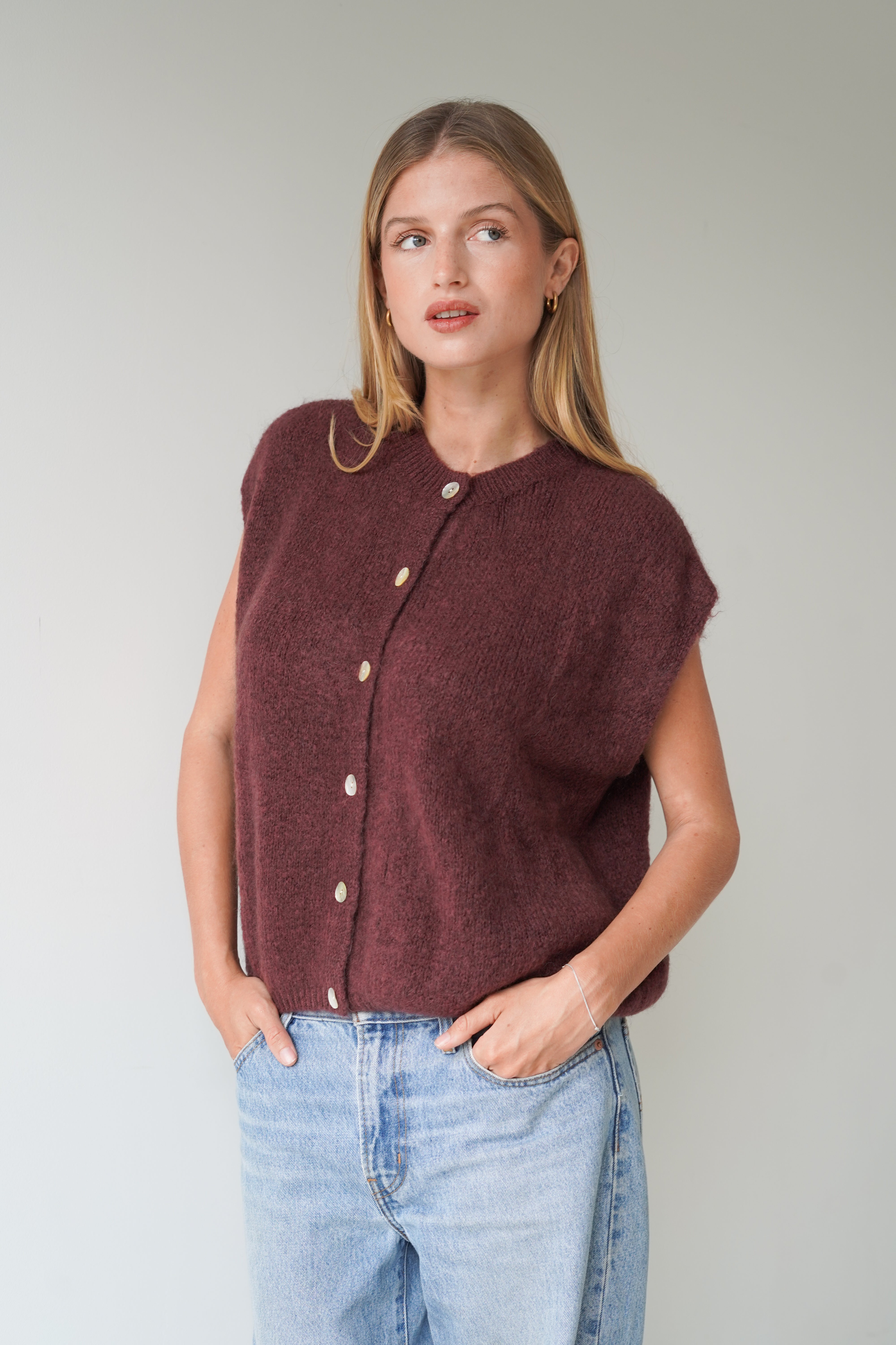 Bea Cardigan Sleeveless Chocolate-zoom-1