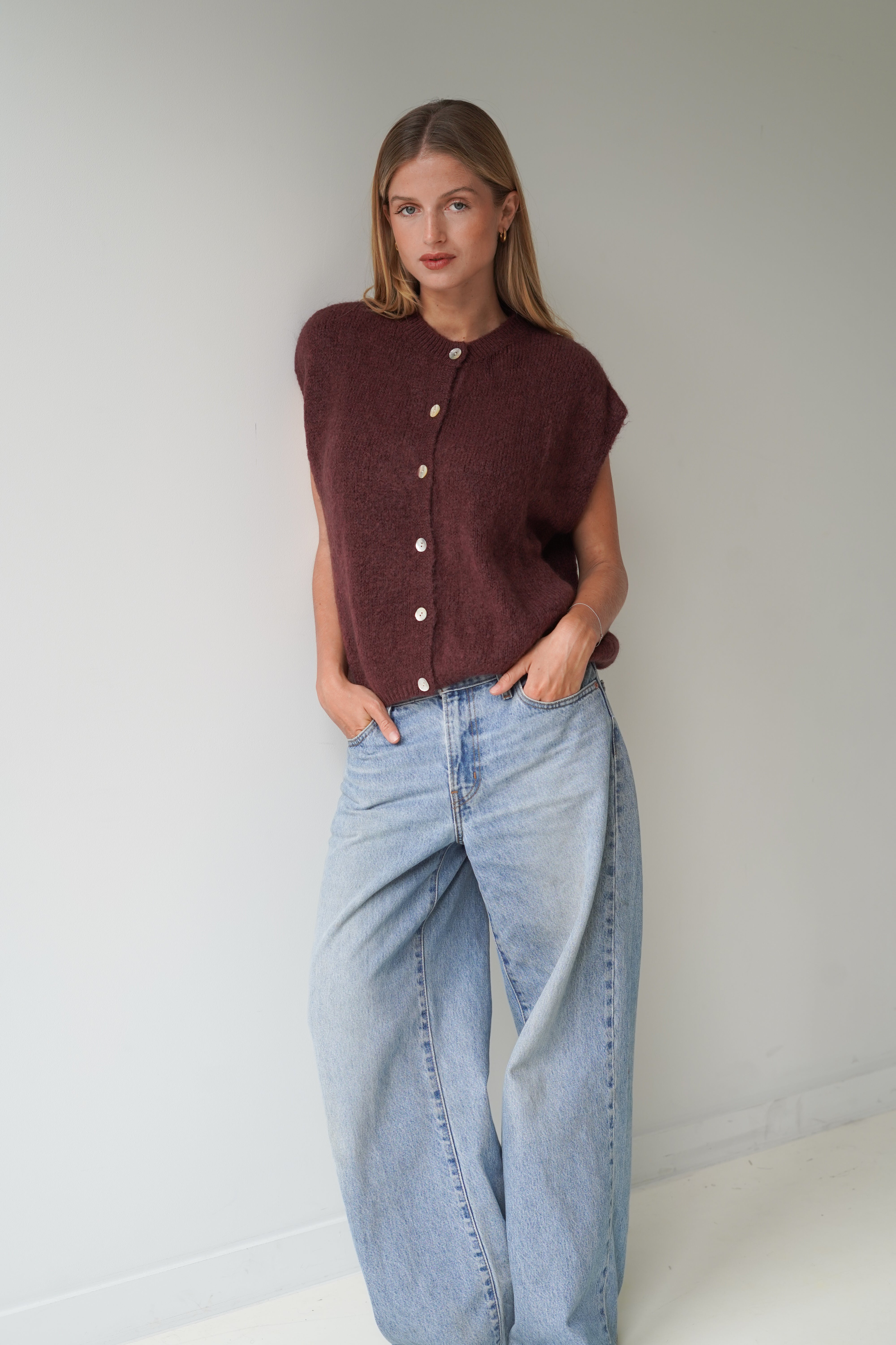 Bea Cardigan Sleeveless Chocolate-zoom-4
