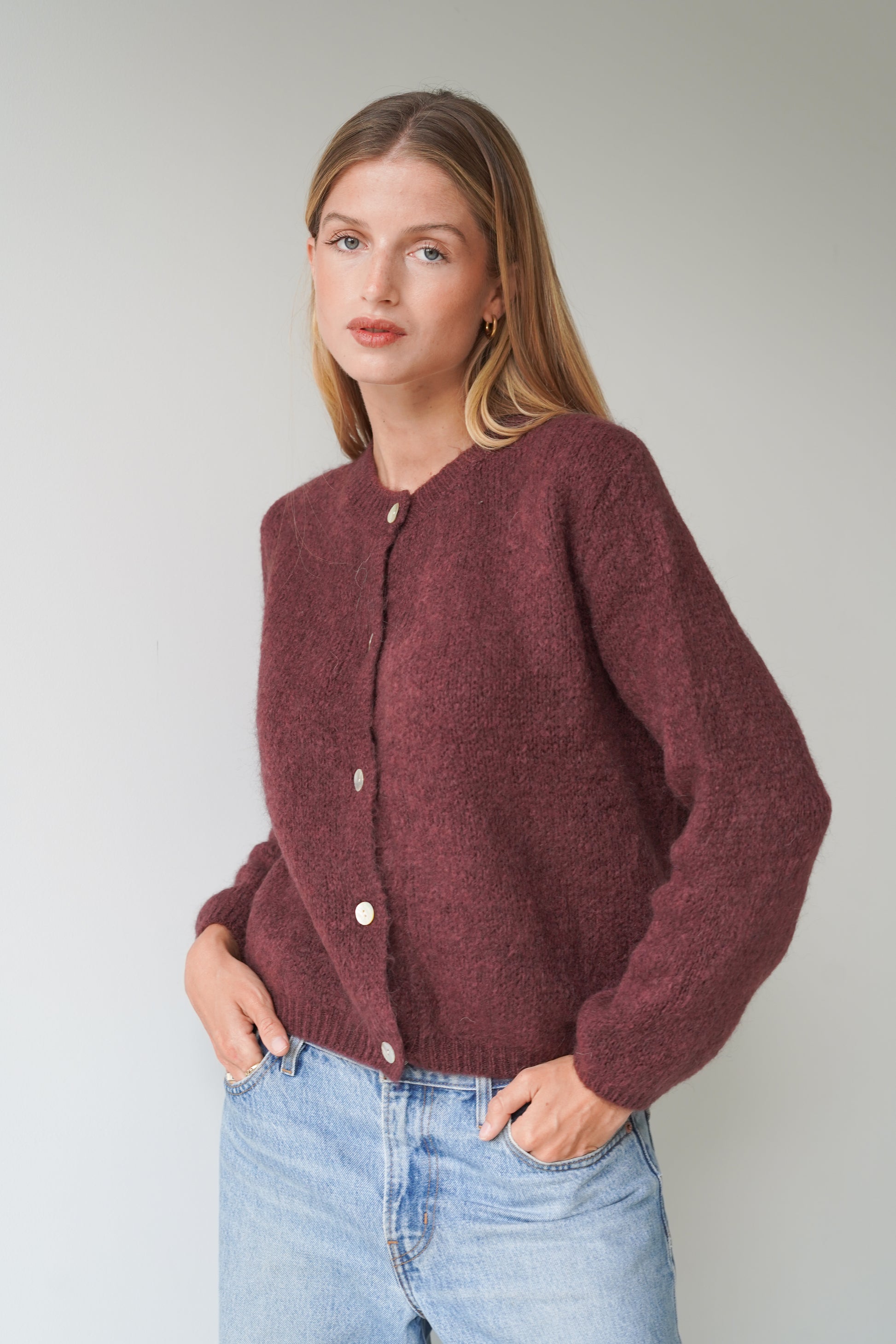 Beatrice Cardigan With Buttons Chocolate-3