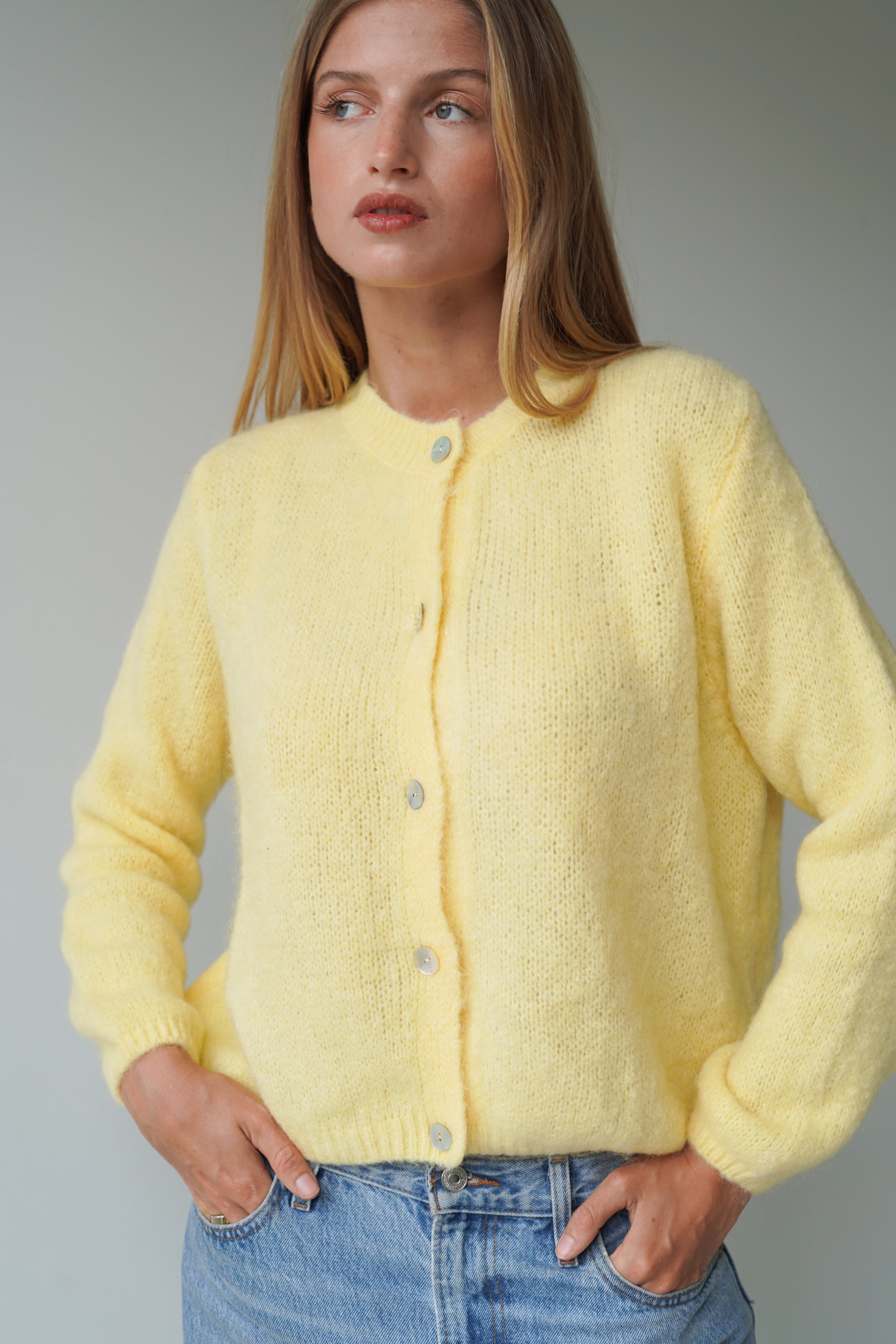 Beatrice Cardigan With Buttons Yellow-zoom-1