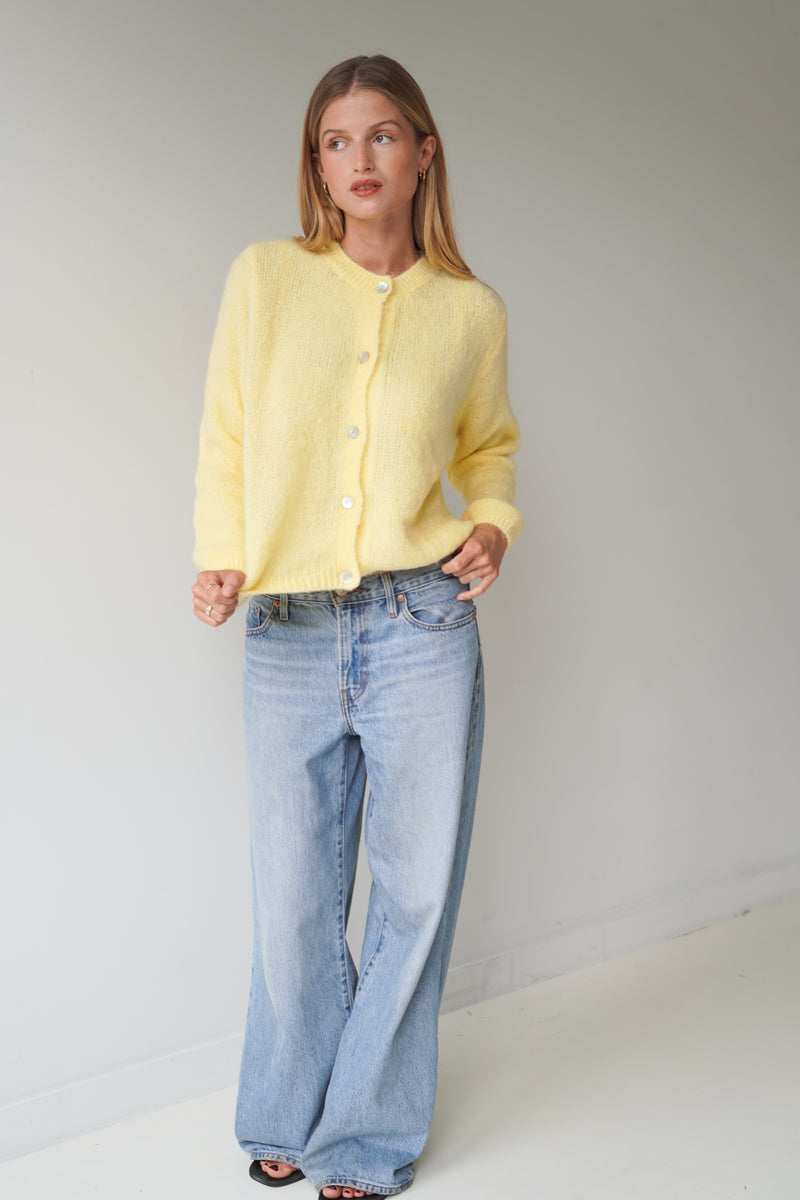 Beatrice Cardigan With Buttons Yellow-zoom-
