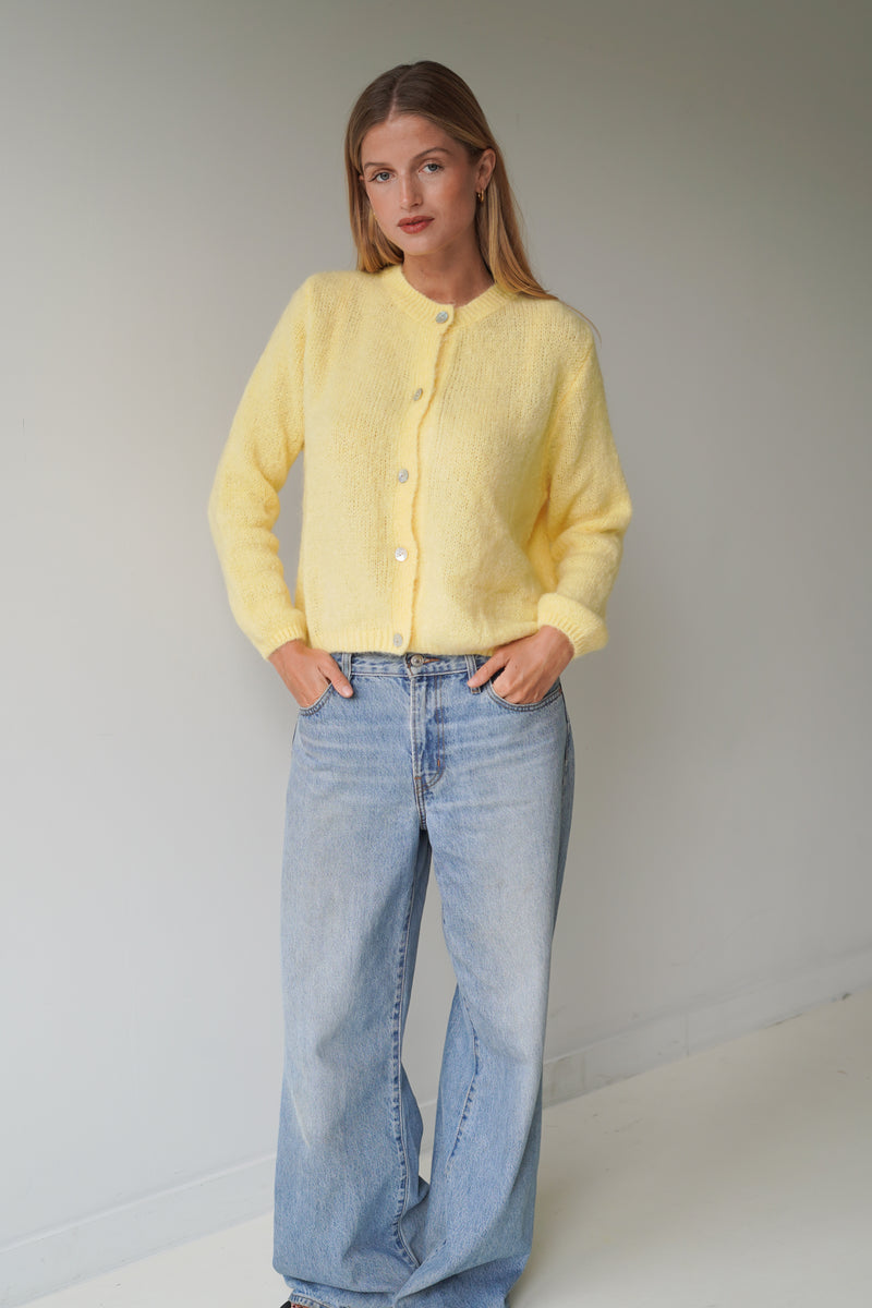 Beatrice Cardigan With Buttons Yellow-zoom-