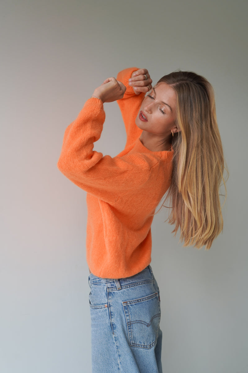 Sue Pullover Crew Neck Orange-zoom-