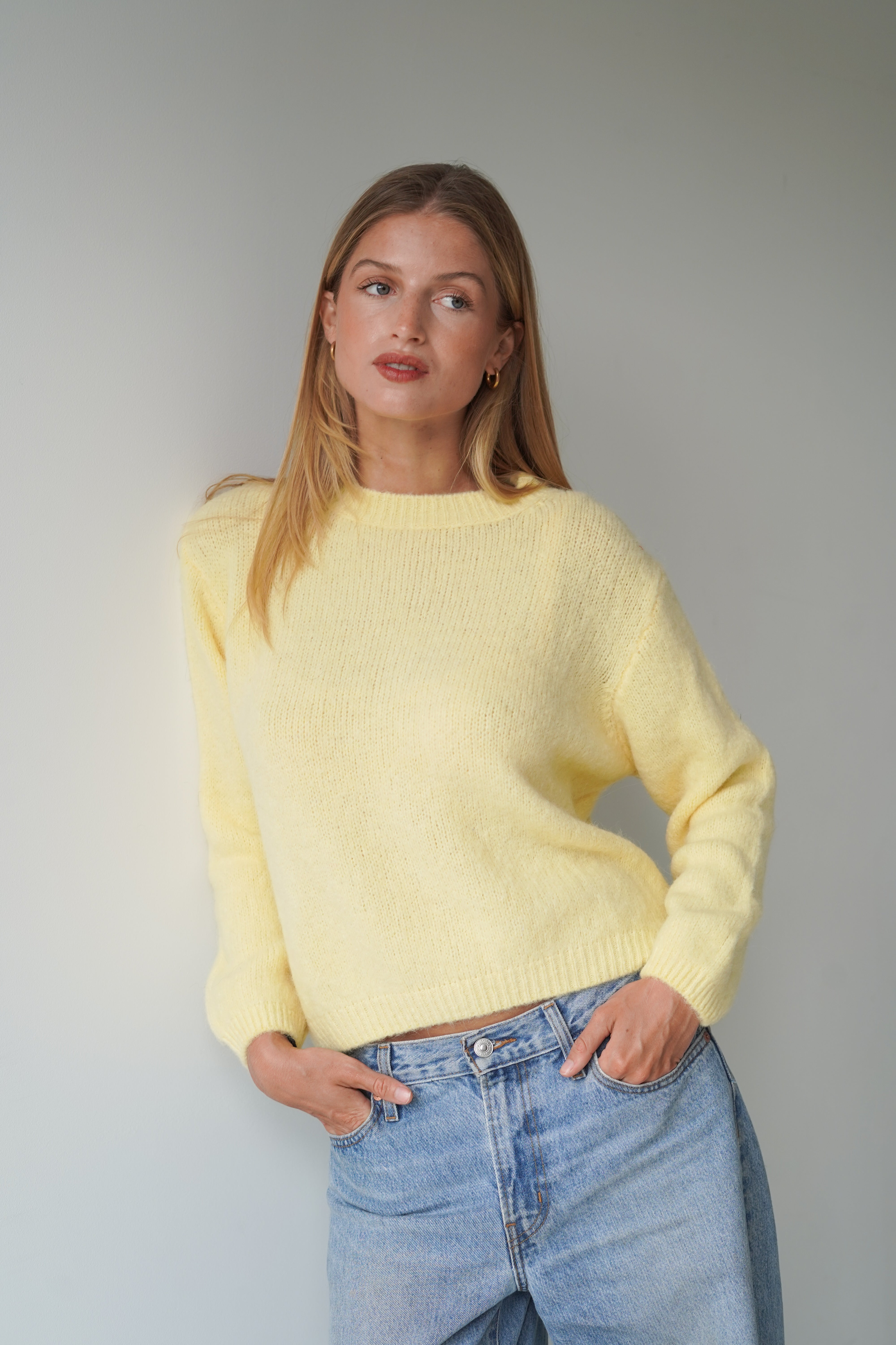 Sue Pullover Crew Neck Yellow-zoom-5
