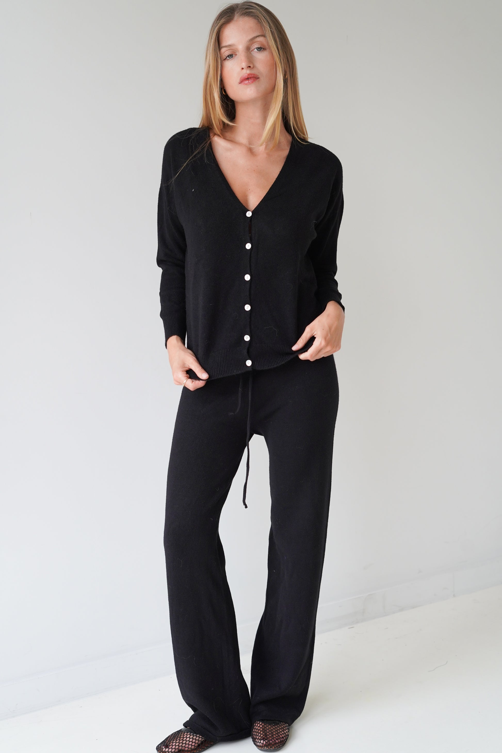 Jessica Cardigans With Buttons Black-4