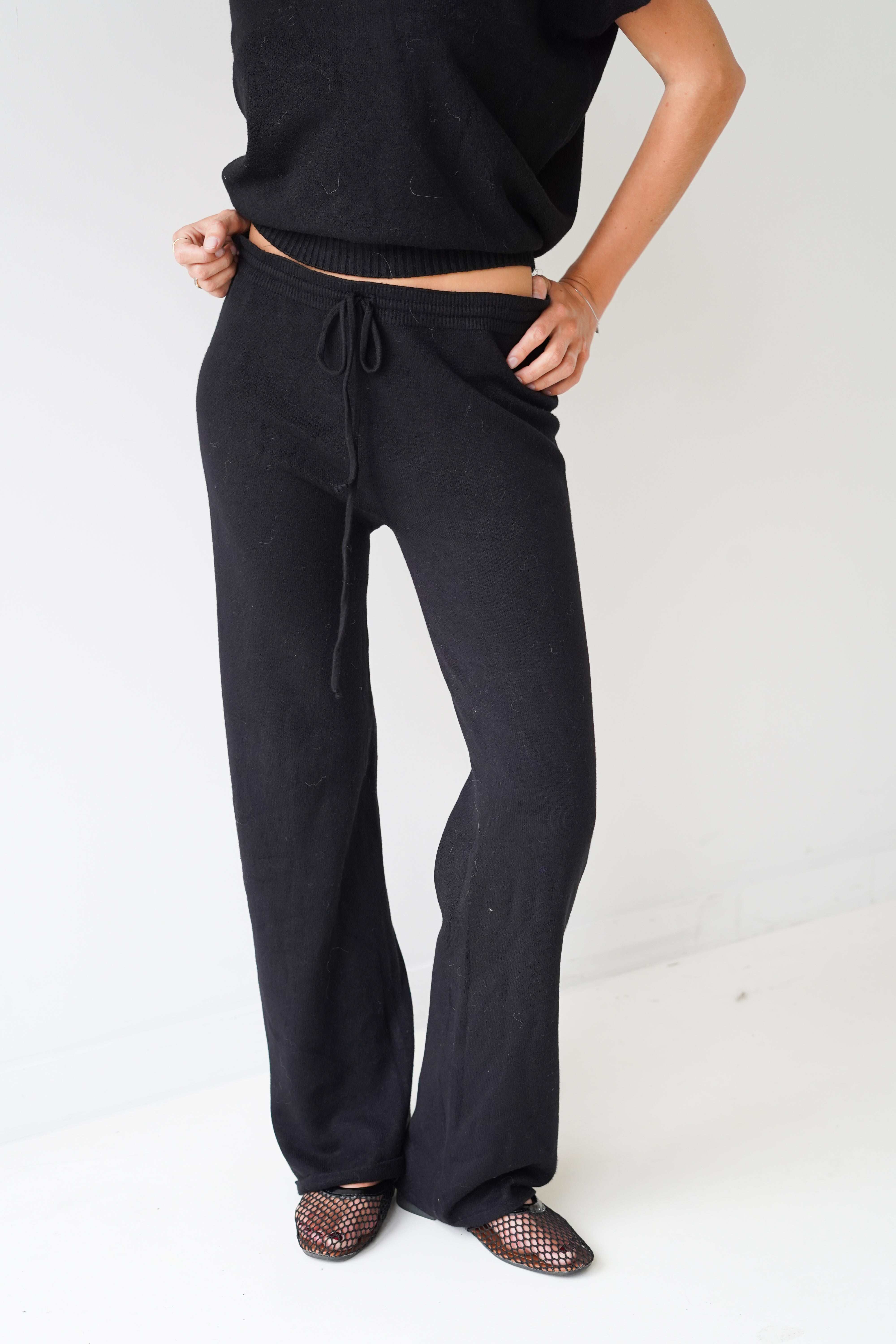 Mara Pants Black-zoom-4