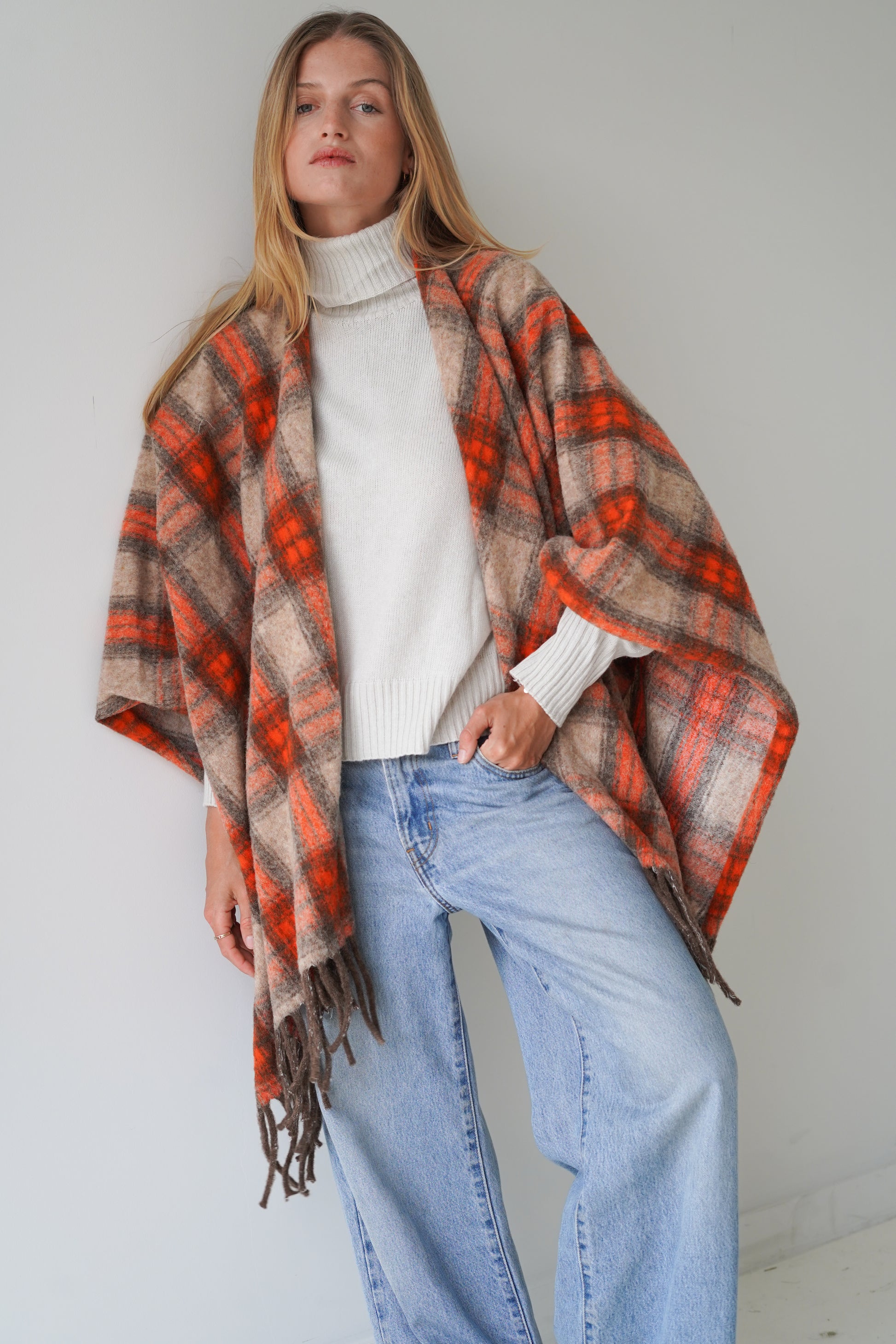Mona Poncho Beige / Orange-2