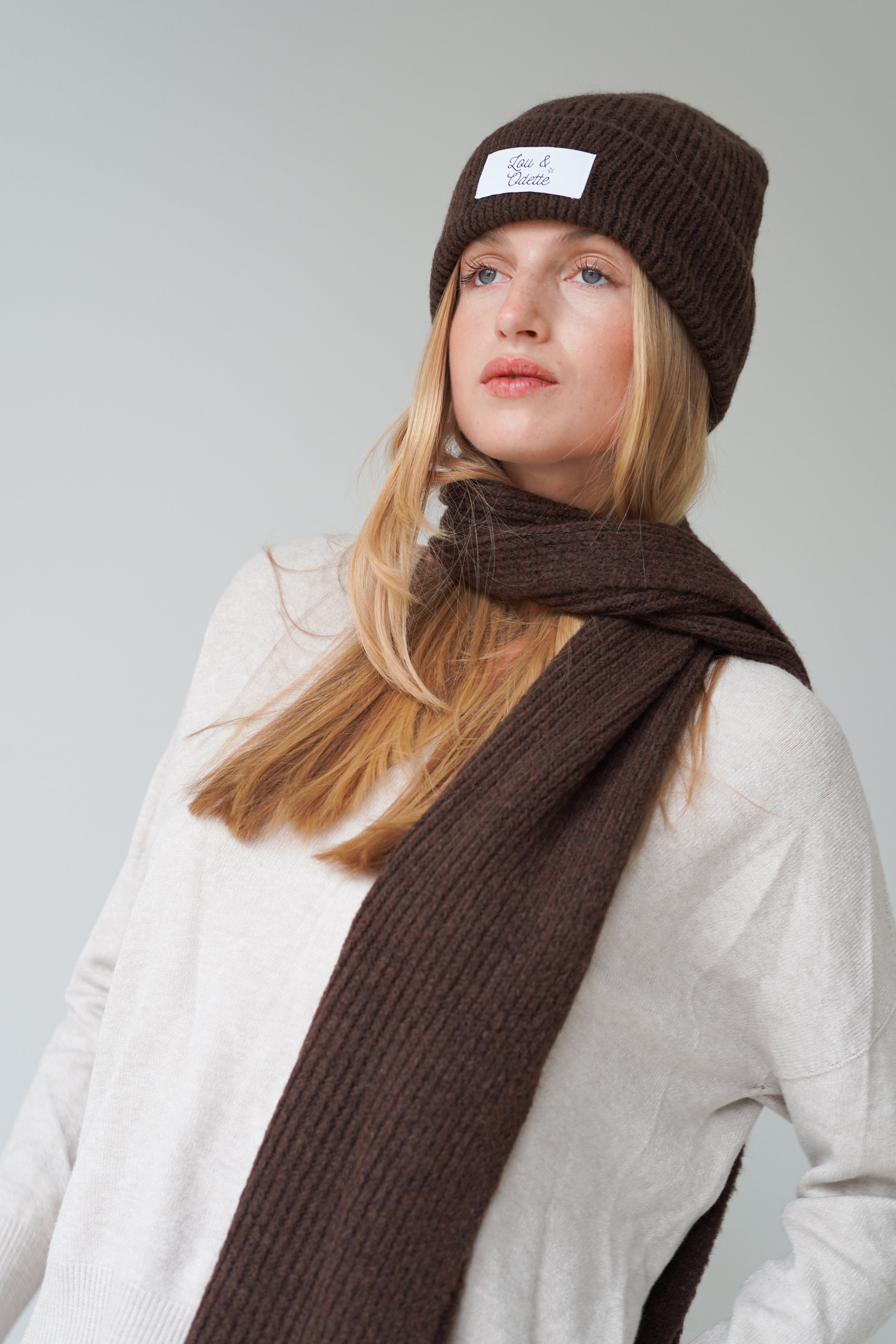 Julienne Beanie Chocolate-zoom-1