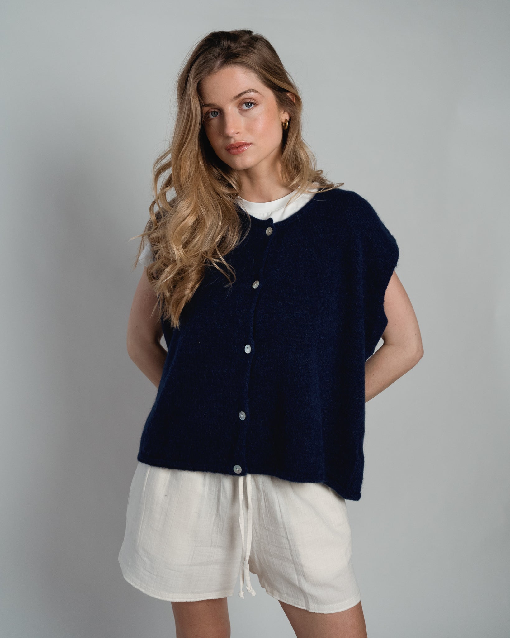 Demi Sleeveless Round Neck Navy-zoom-4