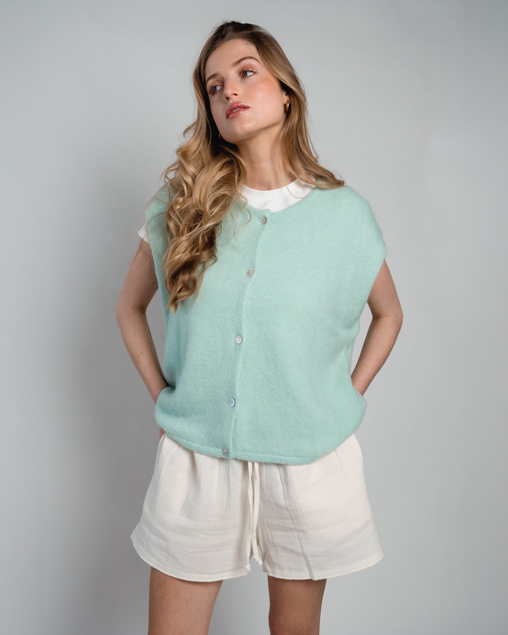 Demi Sleeveless Round Neck Mint-3