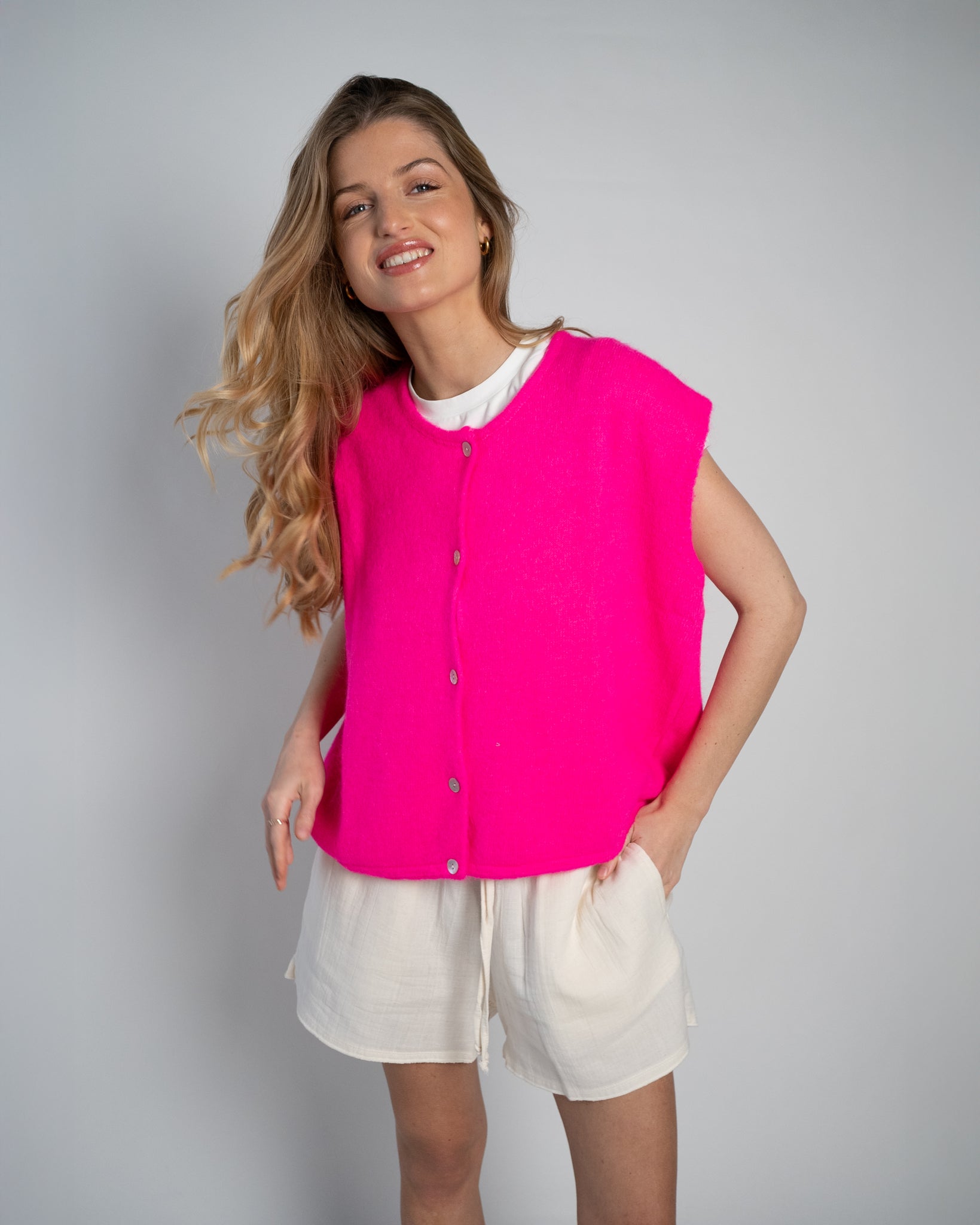 Demi Sleeveless Round Neck Neon Pink-zoom-2