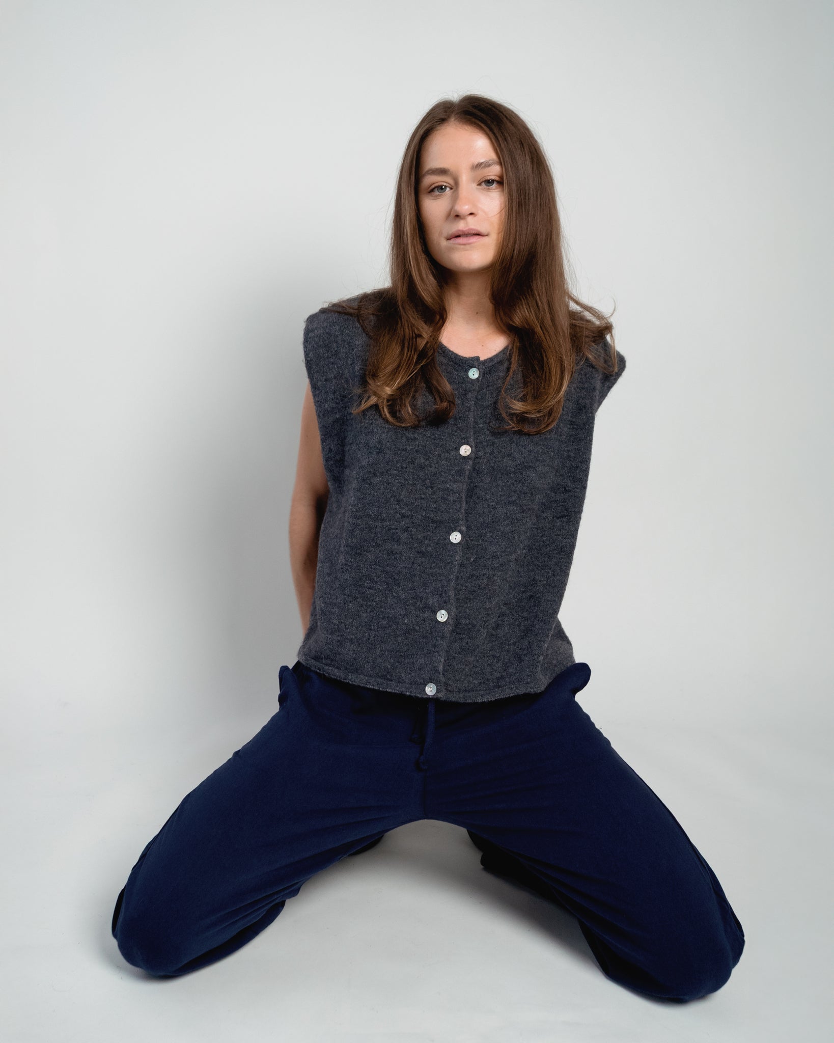 Demi Sleeveless Round Neck Grey