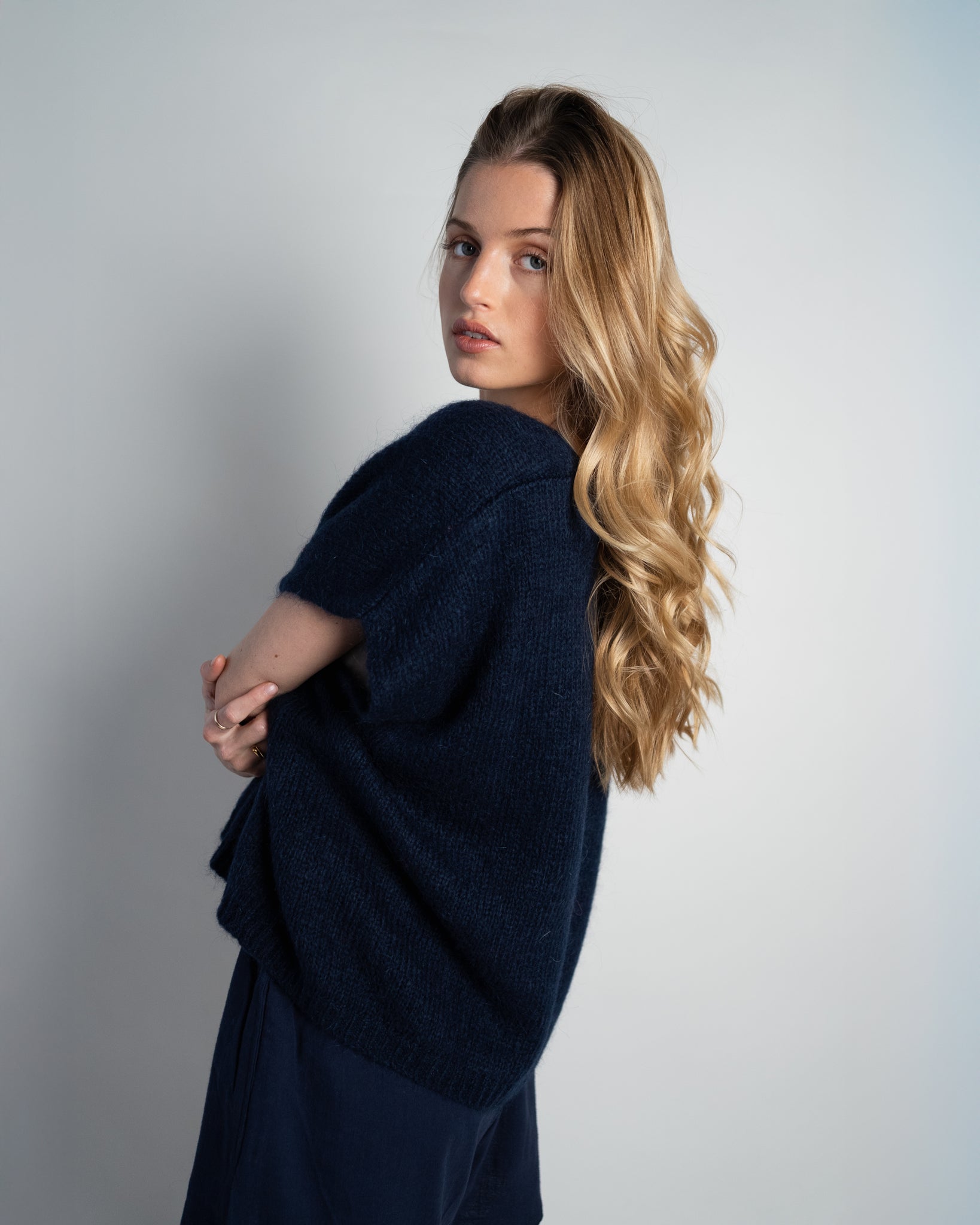 Elli Sleeveless V-Neck Navy-4