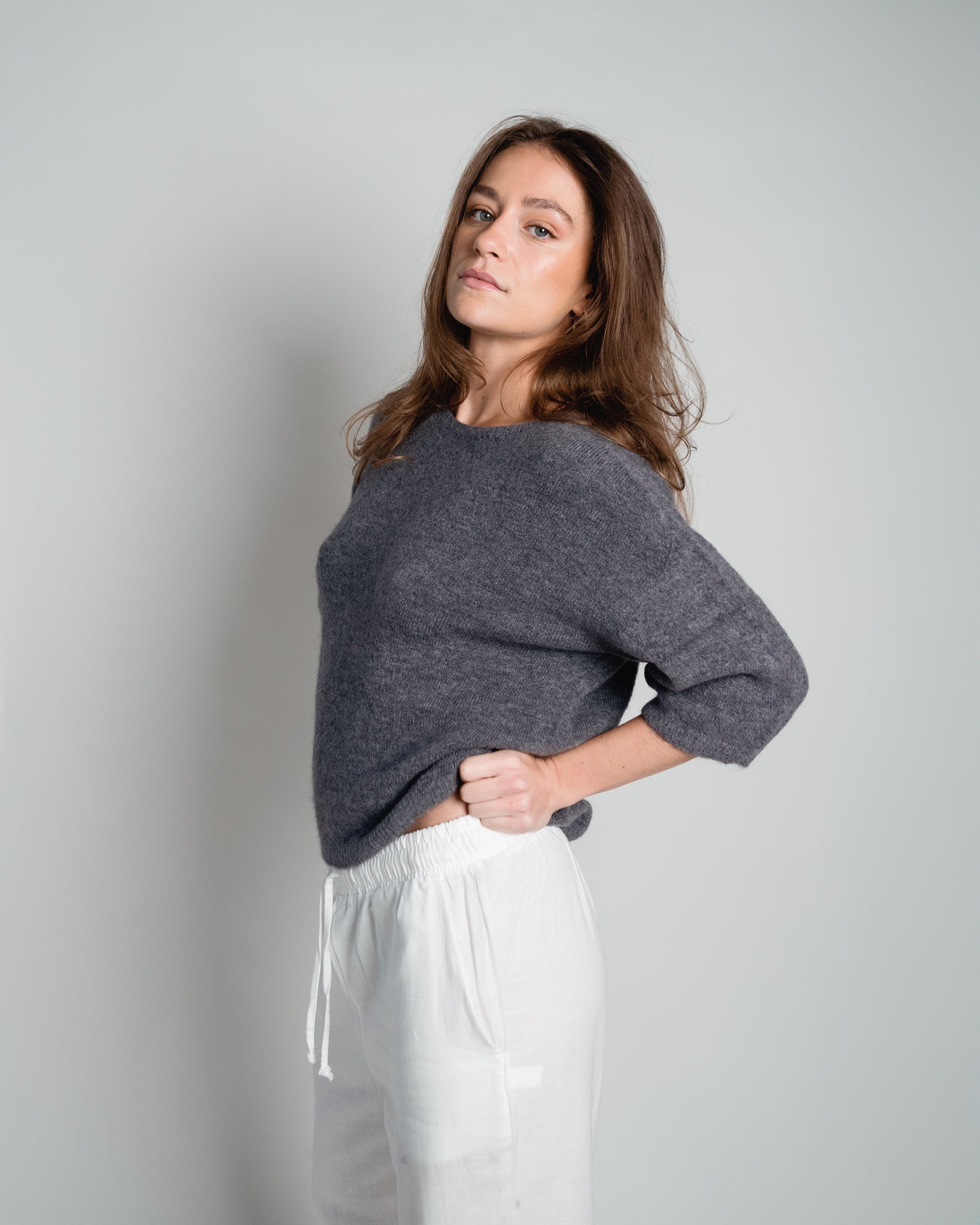 Annabelle Pullover Short Sleeve Grey