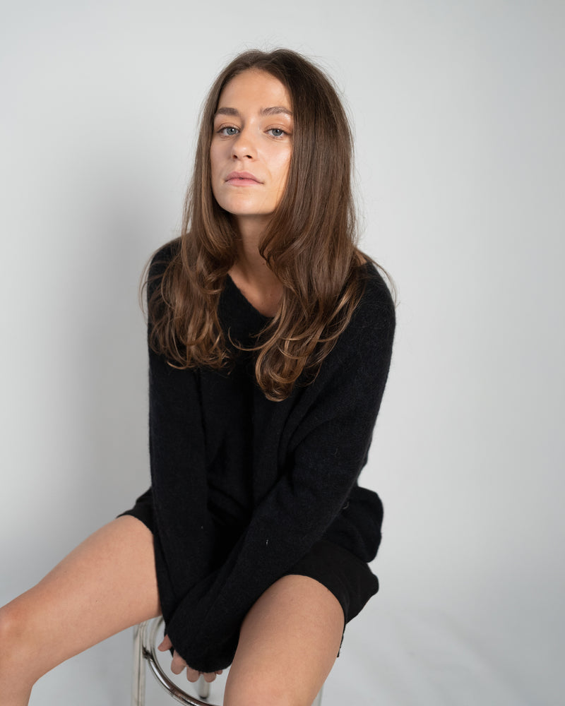 Bibi Pullover V-Neck Black-zoom-