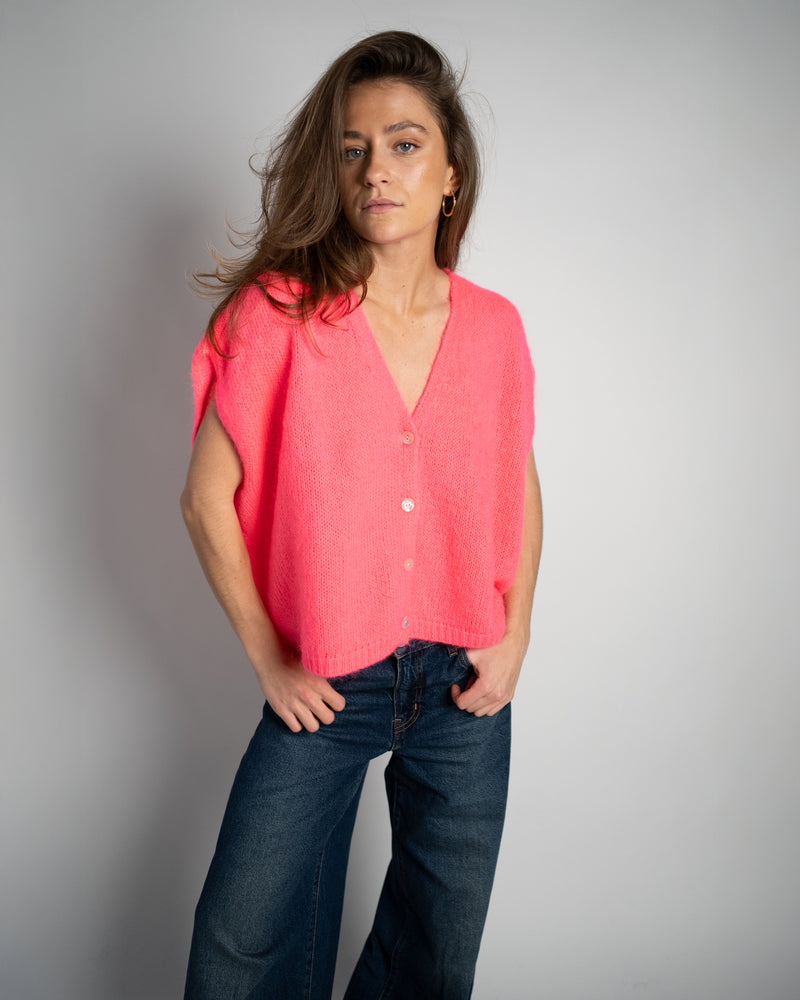 Elli Sleeveless V-Neck Coral-zoom-